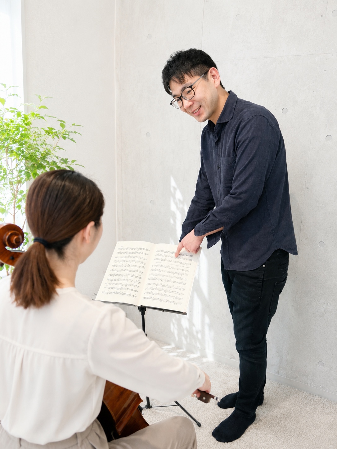 チェロの弾き方を丁寧に伝える個人レッスン