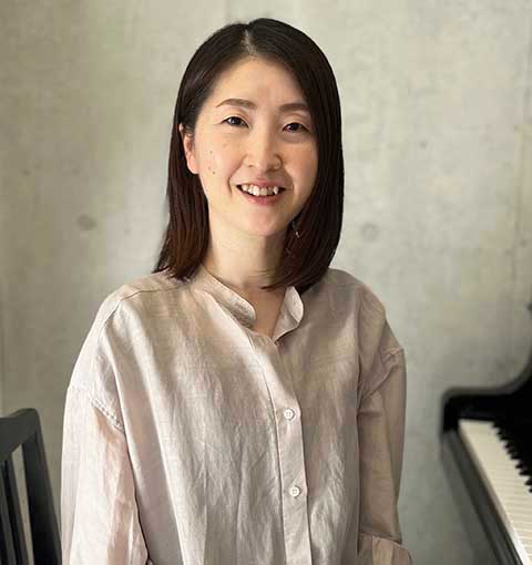 ピアノ講師 山口真未